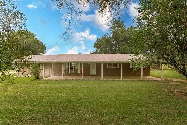 25 Acres of Agricultural Land with Home for Sale in Loranger, Louisiana