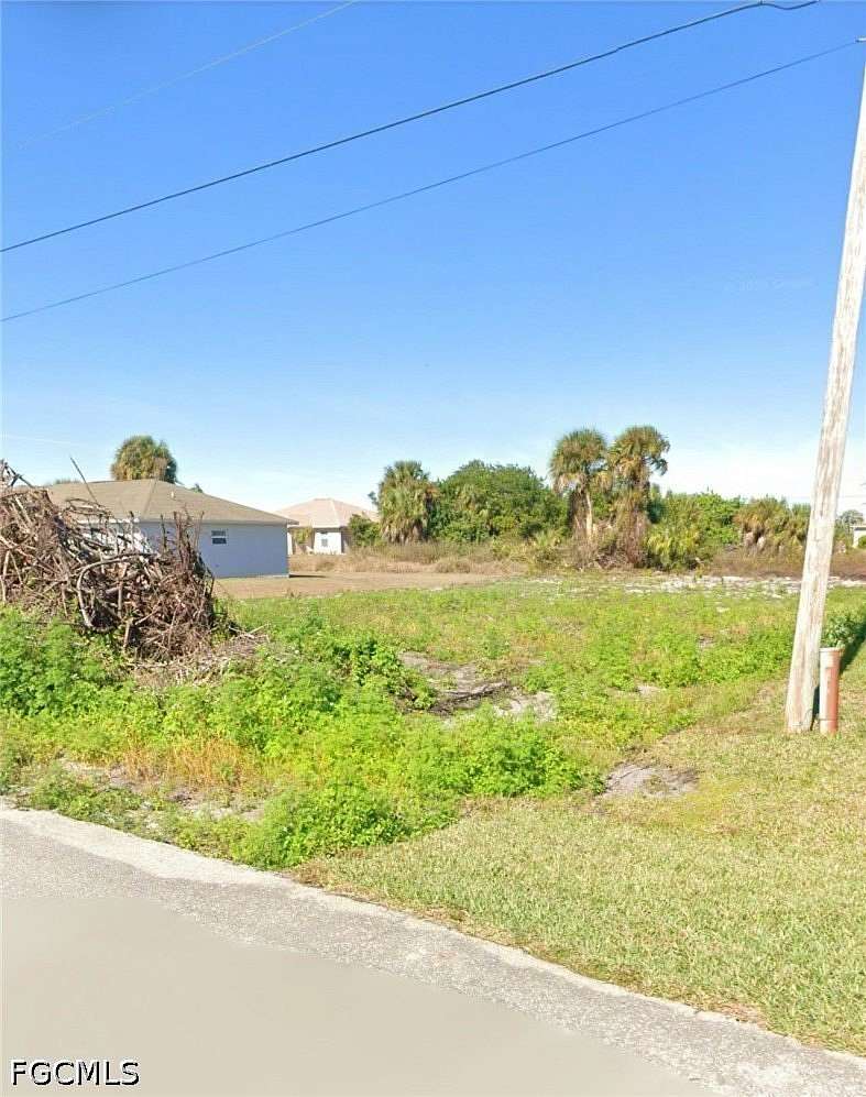 0.25 Acres of Residential Land for Sale in Lehigh Acres, Florida