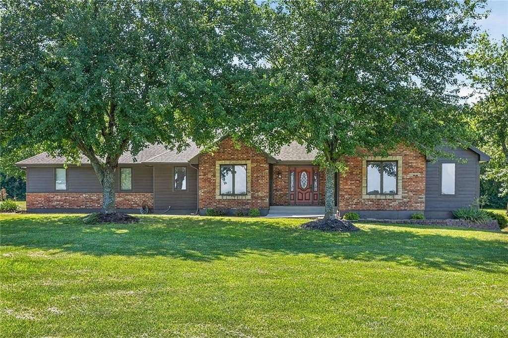5.5 Acres of Land with Home for Sale in Raymore, Missouri