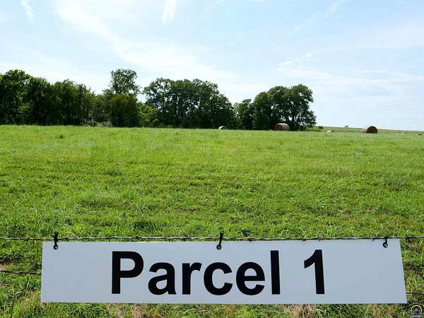 5 Acres of Residential Land for Sale in Topeka, Kansas