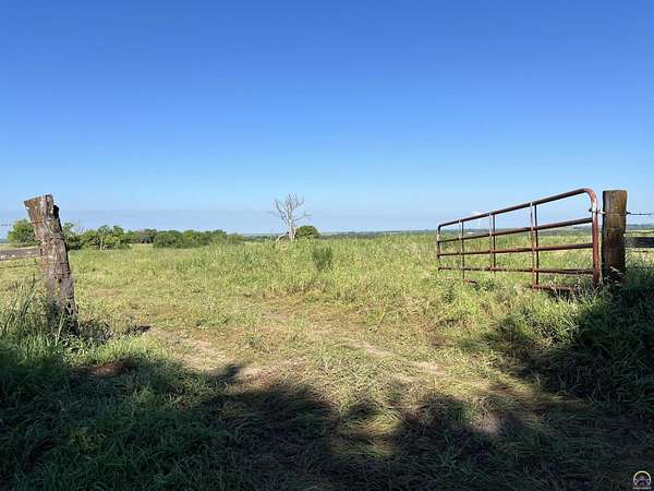 5 Acres of Residential Land for Sale in Topeka, Kansas