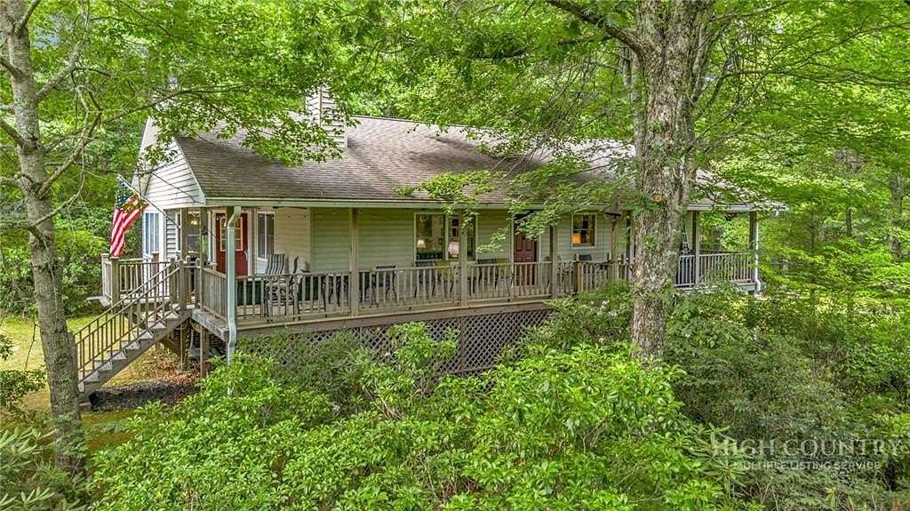 3.34 Acres of Land with Home for Sale in West Jefferson, North Carolina