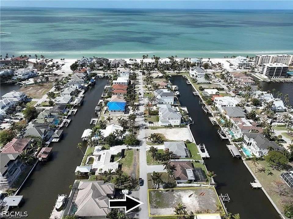0.22 Acres of Residential Land for Sale in Naples, Florida