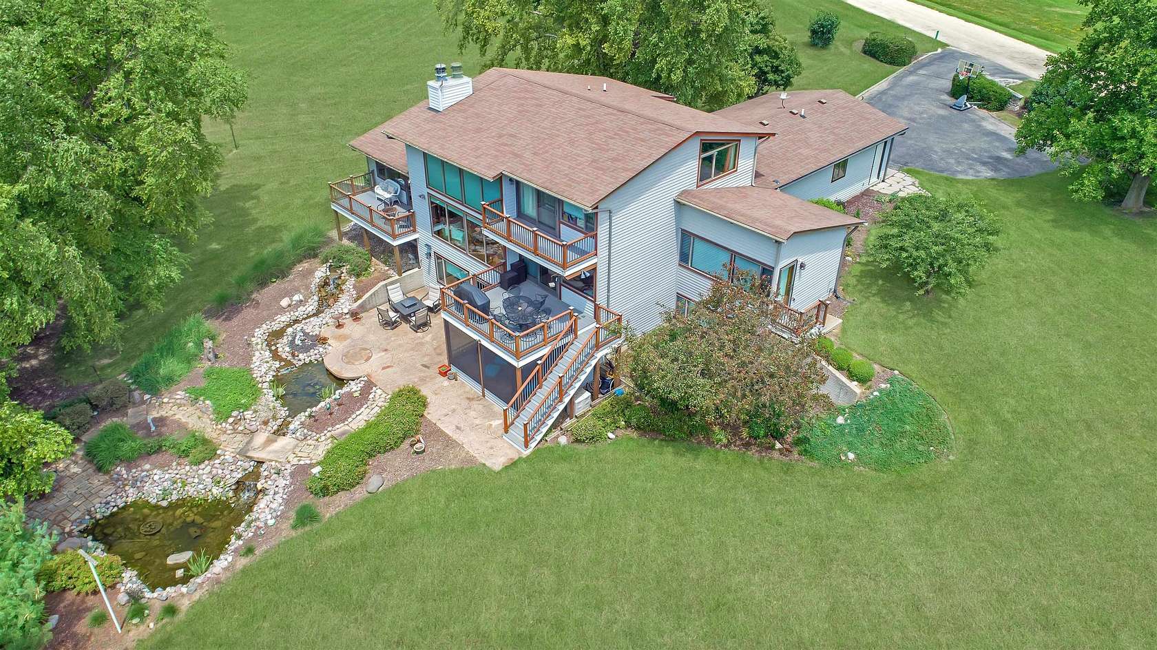 2.63 Acres of Land with Home for Sale in Freedom Township, Illinois