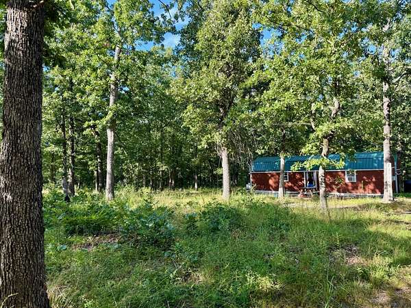 5 Acres of Land for Sale in Lebanon, Missouri
