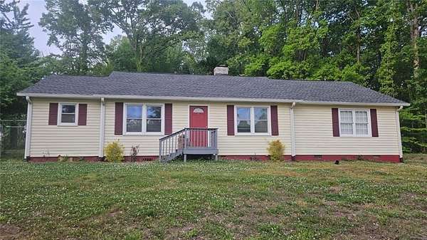 2 Acres of Land with Home for Lease in Cumming, Georgia