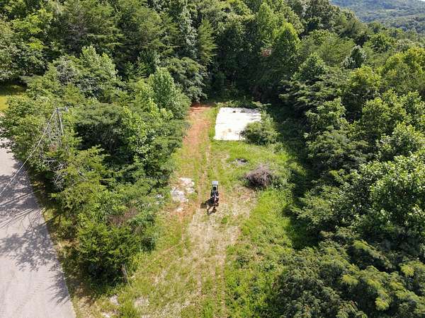 6.9 Acres of Residential Land for Sale in Monticello, Kentucky