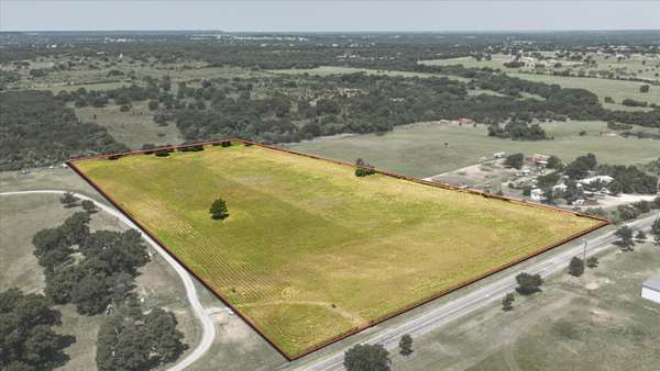 10 Acres of Land for Sale in Glen Rose, Texas