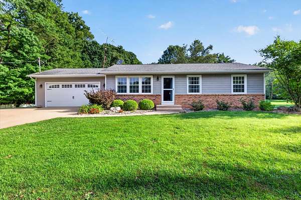 3.4 Acres of Land with Home for Sale in Schoolcraft, Michigan