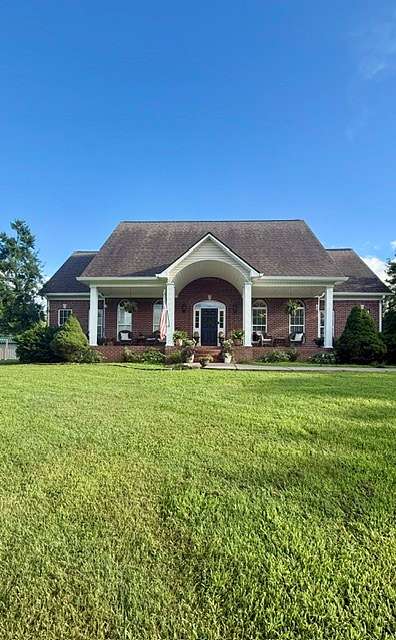 5 Acres of Land with Home for Sale in Columbia, Tennessee