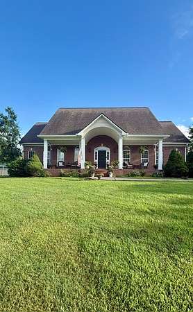 5 Acres of Land with Home for Sale in Columbia, Tennessee