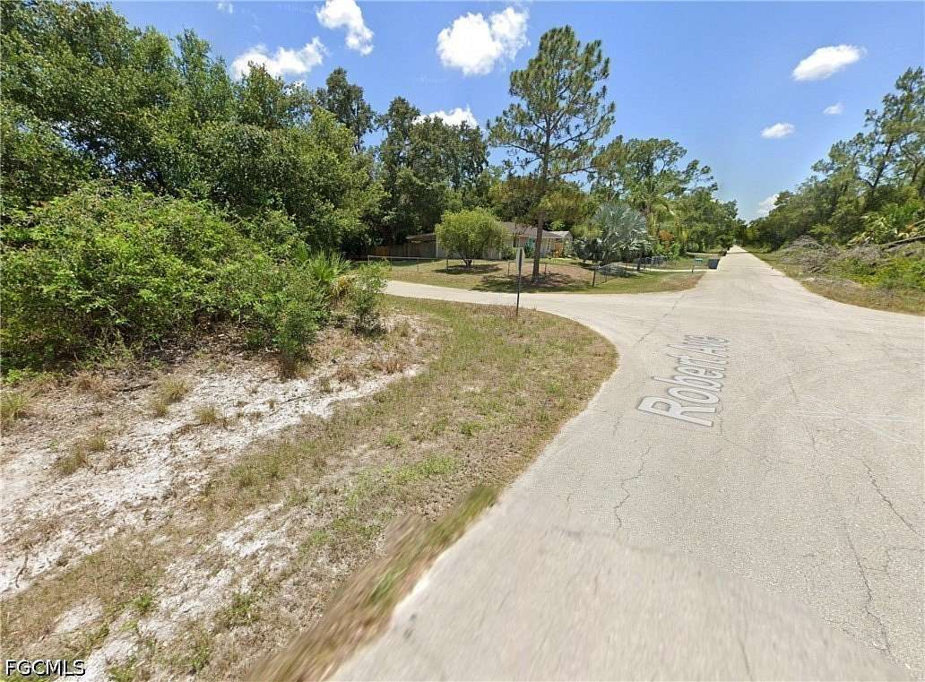 0.5 Acres of Residential Land for Sale in Lehigh Acres, Florida