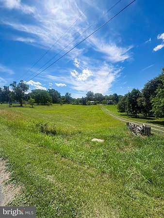 4.7 Acres of Land with Home for Sale in Culpeper, Virginia