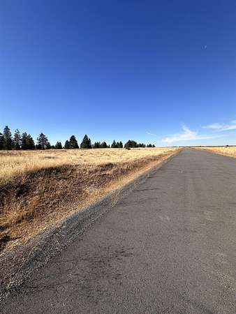 9.77 Acres of Commercial Land for Sale in Medical Lake, Washington