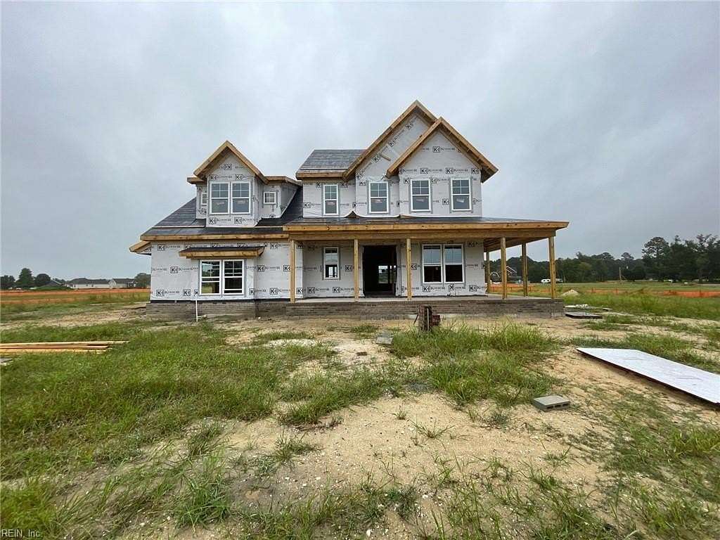 3.4 Acres of Land with Home for Sale in Chesapeake, Virginia