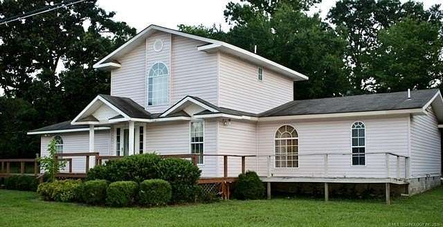 1.56 Acres of Land with Home for Sale in Atoka, Oklahoma