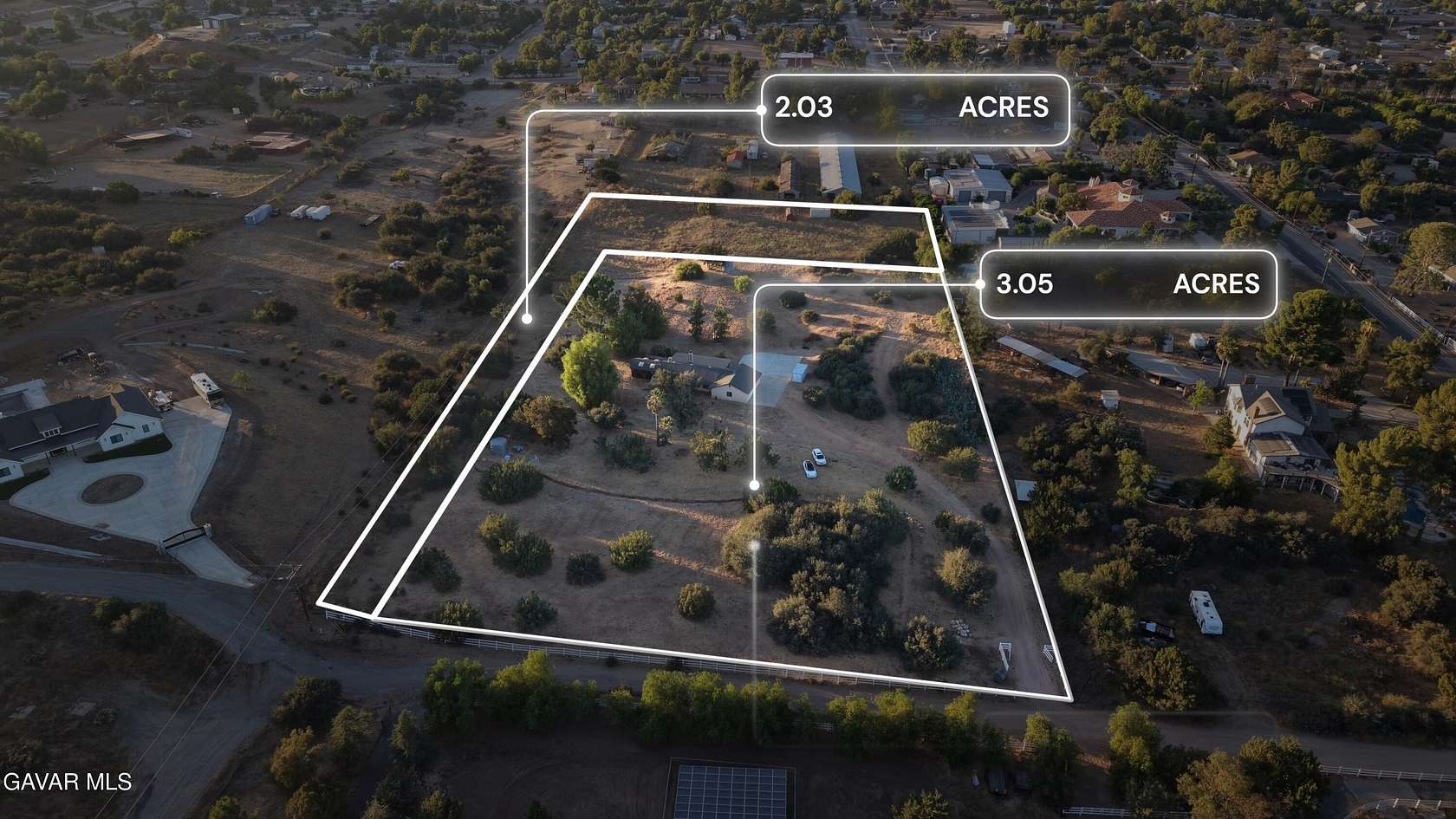 2 Acres of Land for Sale in Agua Dulce, California