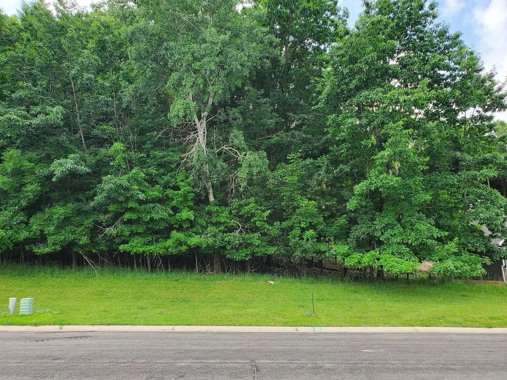 0.24 Acres of Residential Land for Sale in Hartford, Wisconsin