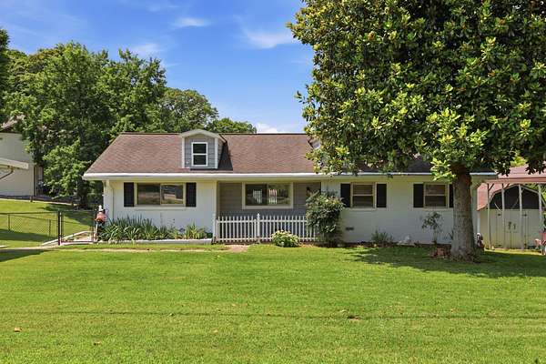 1.5 Acres of Land with Home for Sale in Jefferson City, Tennessee