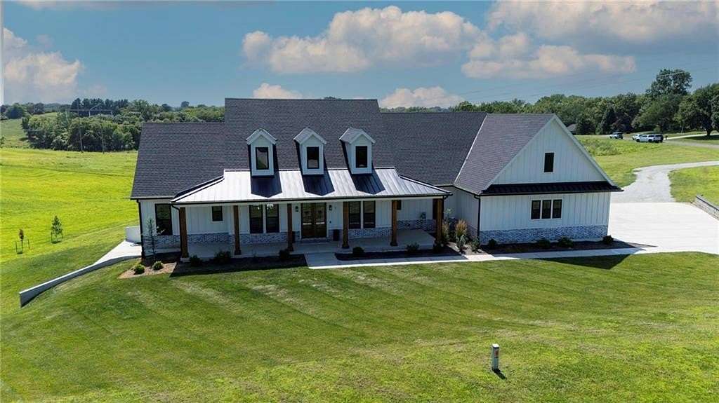 1.83 Acres of Land with Home for Sale in St. Joseph, Missouri