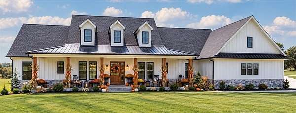 1.83 Acres of Land with Home for Sale in St. Joseph, Missouri