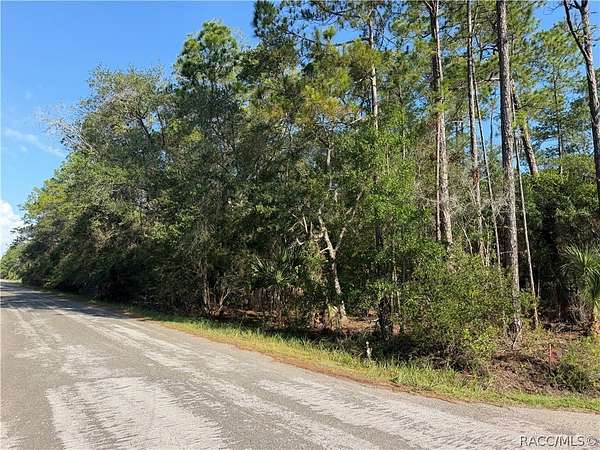 1.35 Acres of Residential Land for Sale in Crystal River, Florida