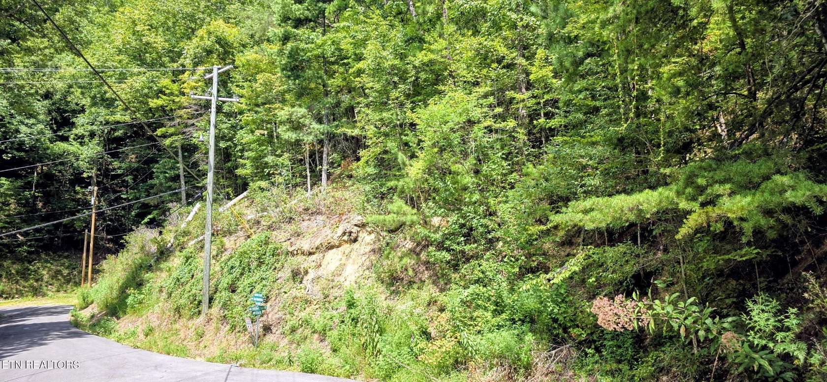 1 Acre of Residential Land for Sale in Sevierville, Tennessee