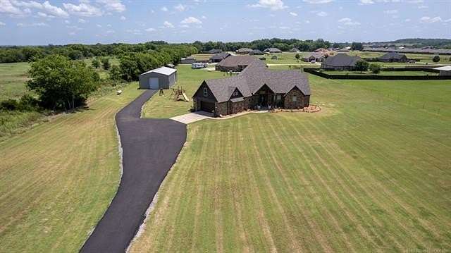 3 Acres of Land with Home for Sale in Durant, Oklahoma
