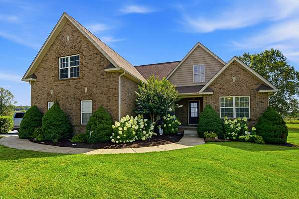 2 Acres of Land with Home for Sale in Springfield, Tennessee