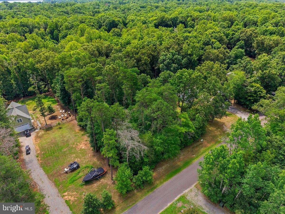 0.93 Acres of Residential Land for Sale in Mineral, Virginia
