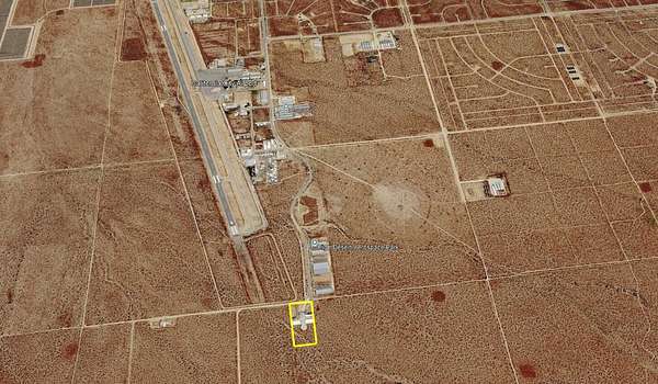5 Acres of Improved Mixed-Use Land for Sale in California City, California