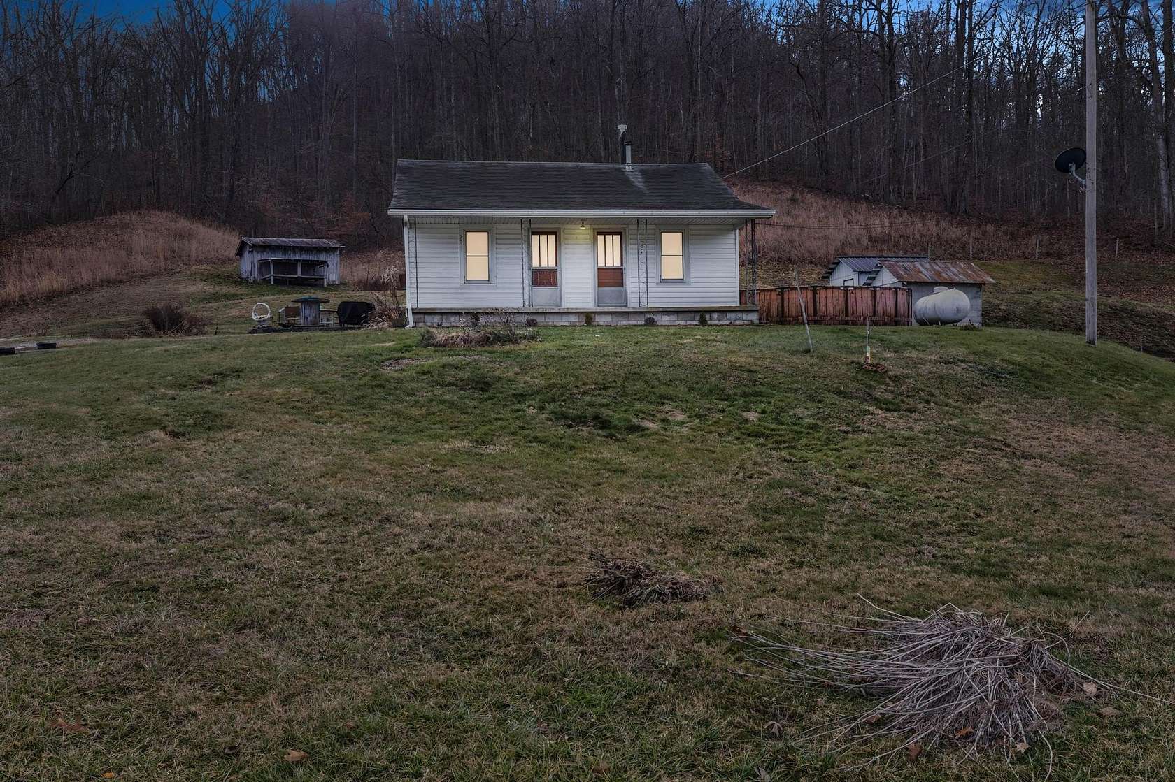 2 Acres of Land with Home for Sale in Jeffersonville, Kentucky
