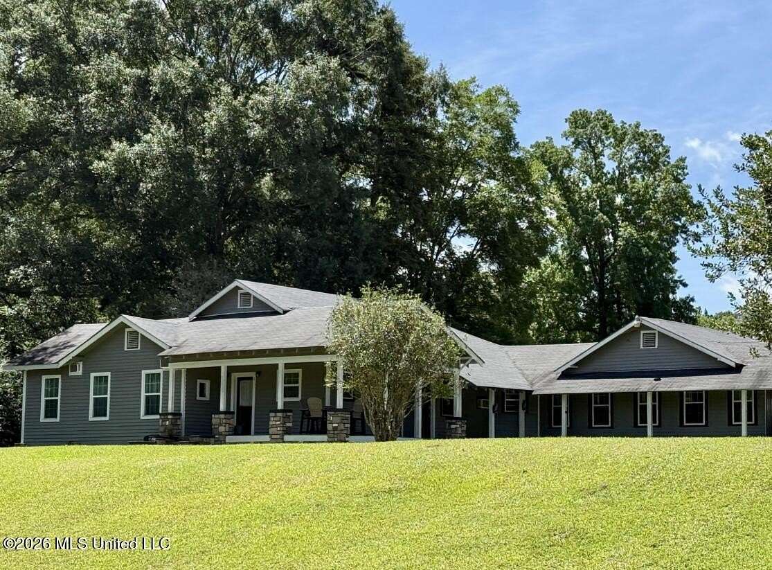 40 Acres of Recreational & Residential Land for Sale in Woodville, Mississippi