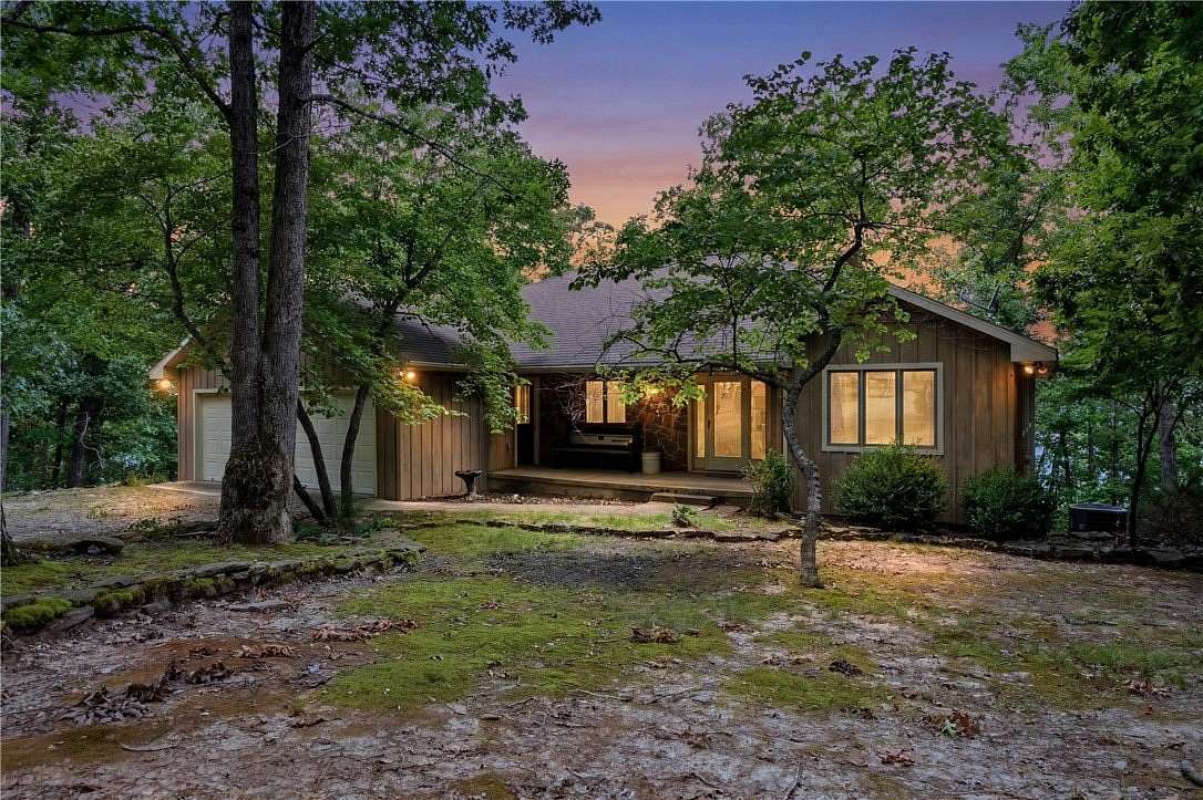 2.15 Acres of Land with Home for Sale in Eureka Springs, Arkansas