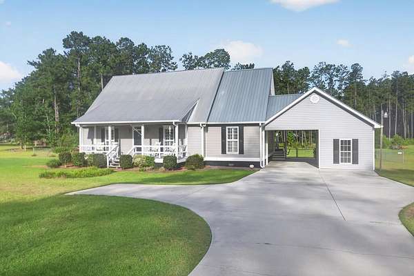 2 Acres of Land with Home for Sale in Moultrie, Georgia