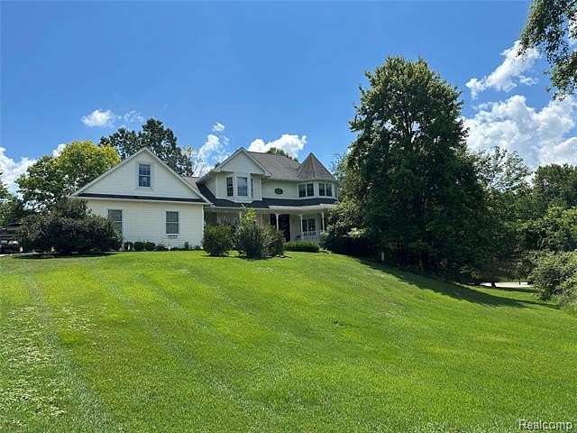 2.23 Acres of Land with Home for Sale in Lake Orion, Michigan