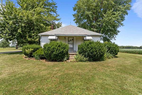 2.5 Acres of Land with Home for Sale in Kokomo, Indiana