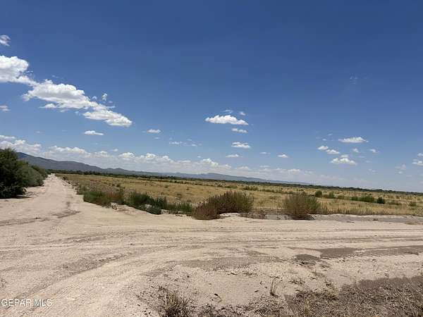198 Acres of Land for Sale in Fort Hancock, Texas