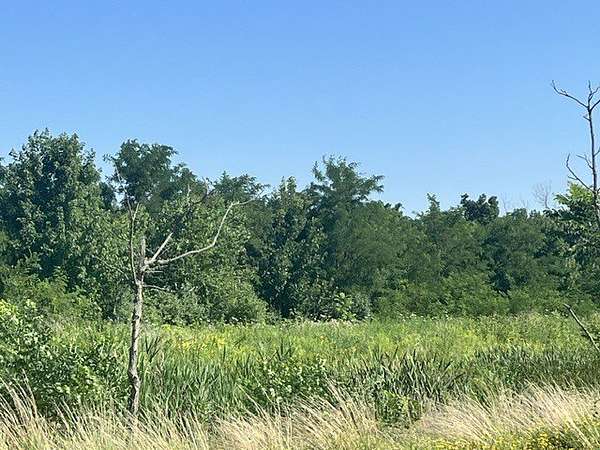 1.55 Acres of Residential Land for Sale in Warrenville, Illinois