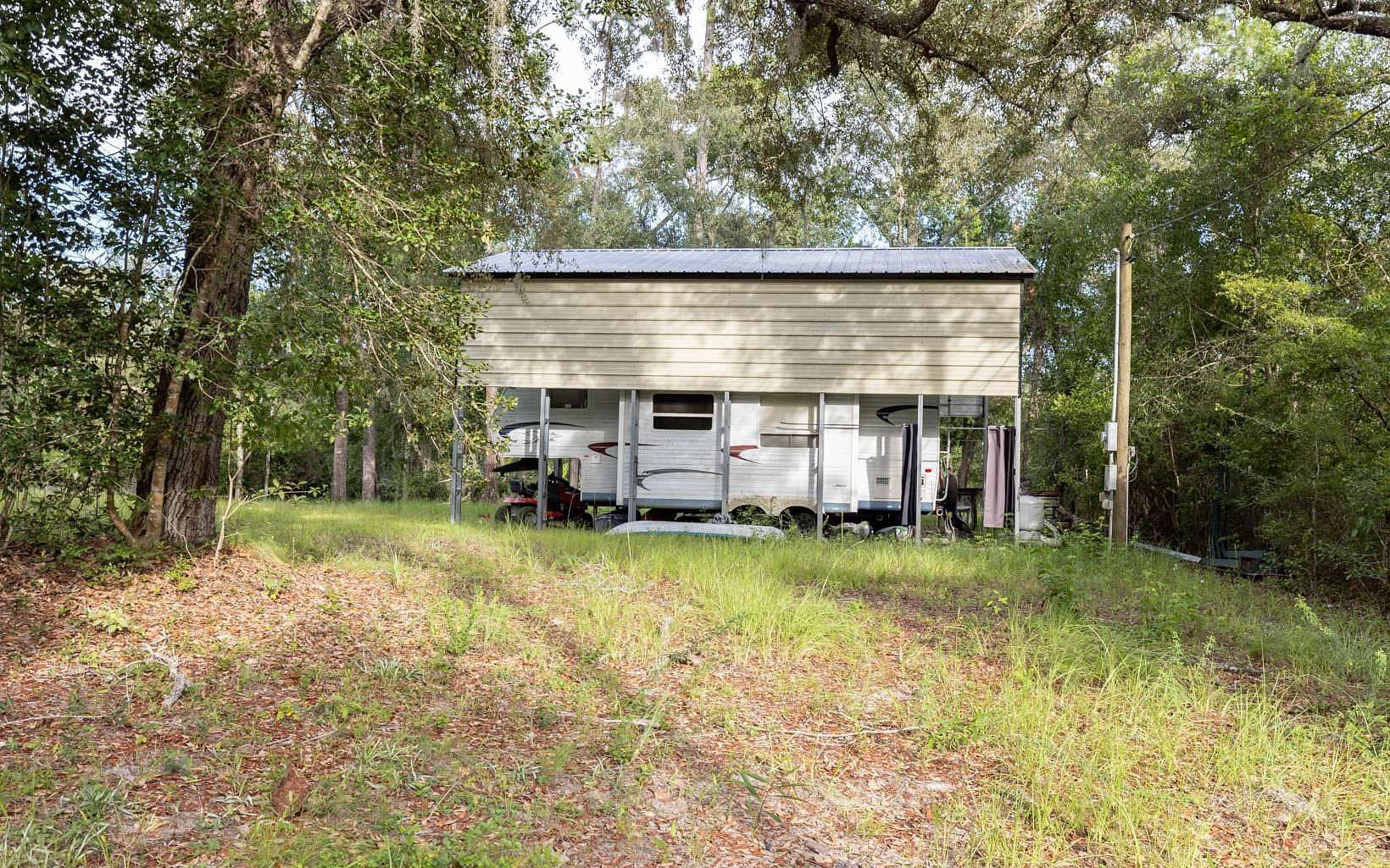 0.47 Acres of Land for Sale in Lee, Florida