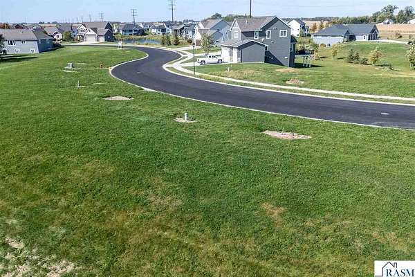 0.42 Acres of Land for Sale in North Mankato, Minnesota