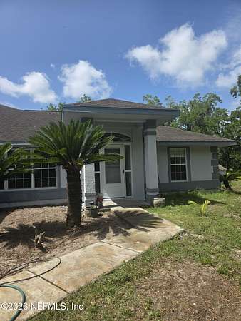 5 Acres of Land with Home for Sale in Hawthorne, Florida