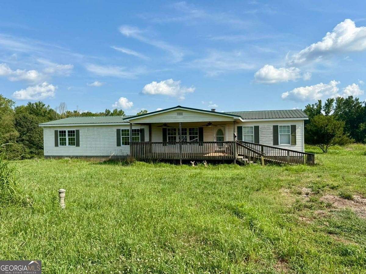 2 Acres of Land with Home for Sale in Commerce, Georgia