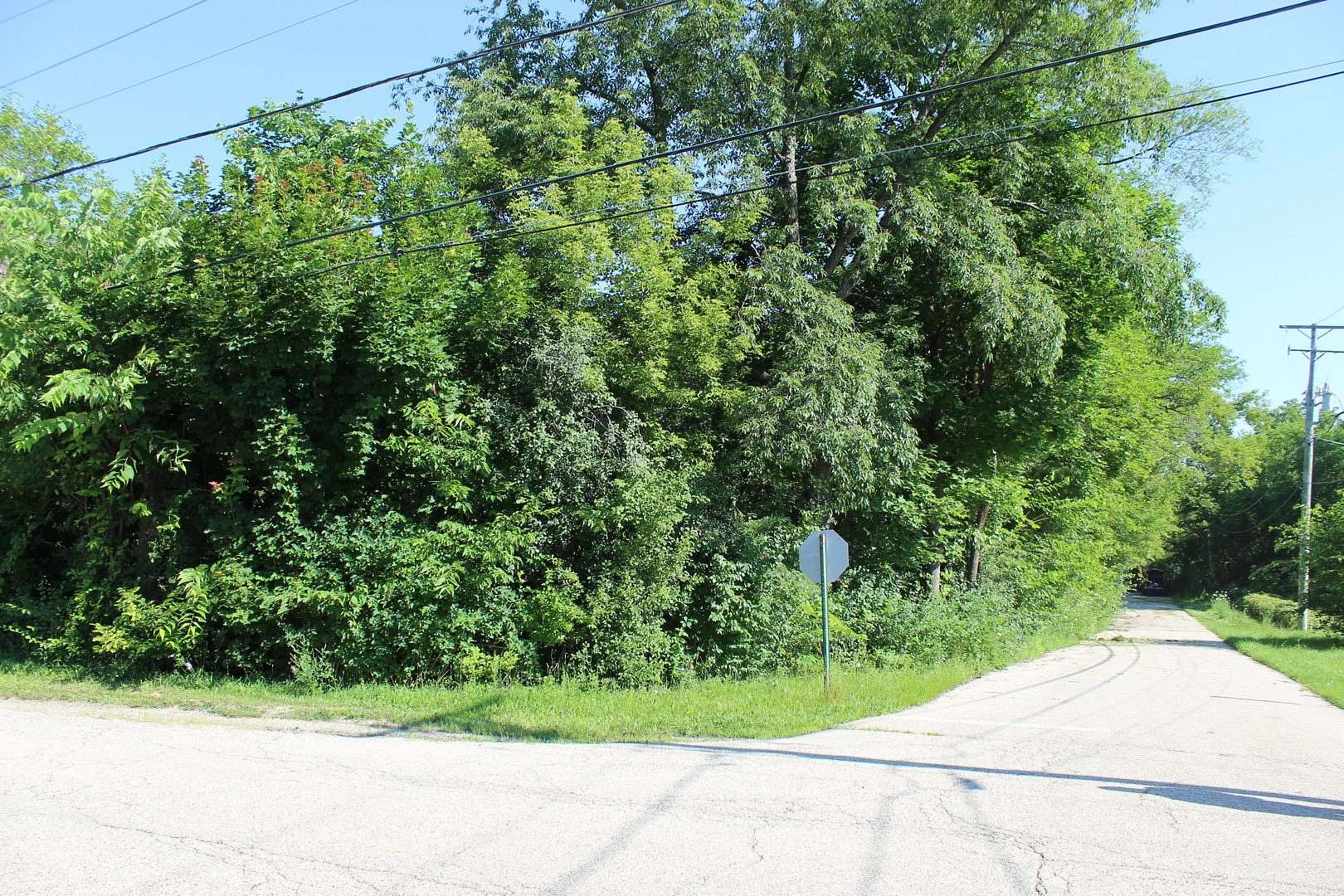 0.7 Acres of Residential Land for Sale in Lakemoor, Illinois