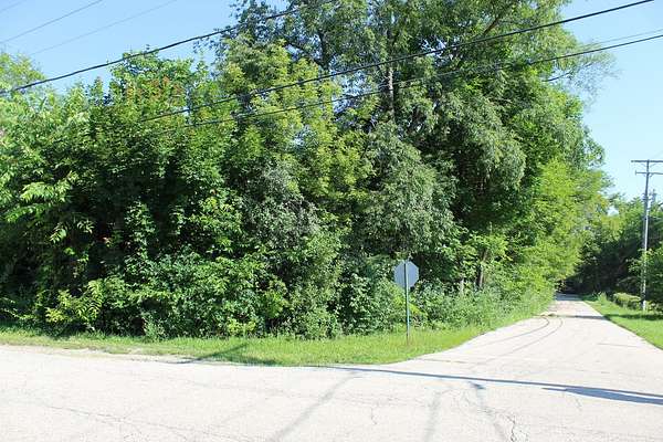0.7 Acres of Residential Land for Sale in Lakemoor, Illinois
