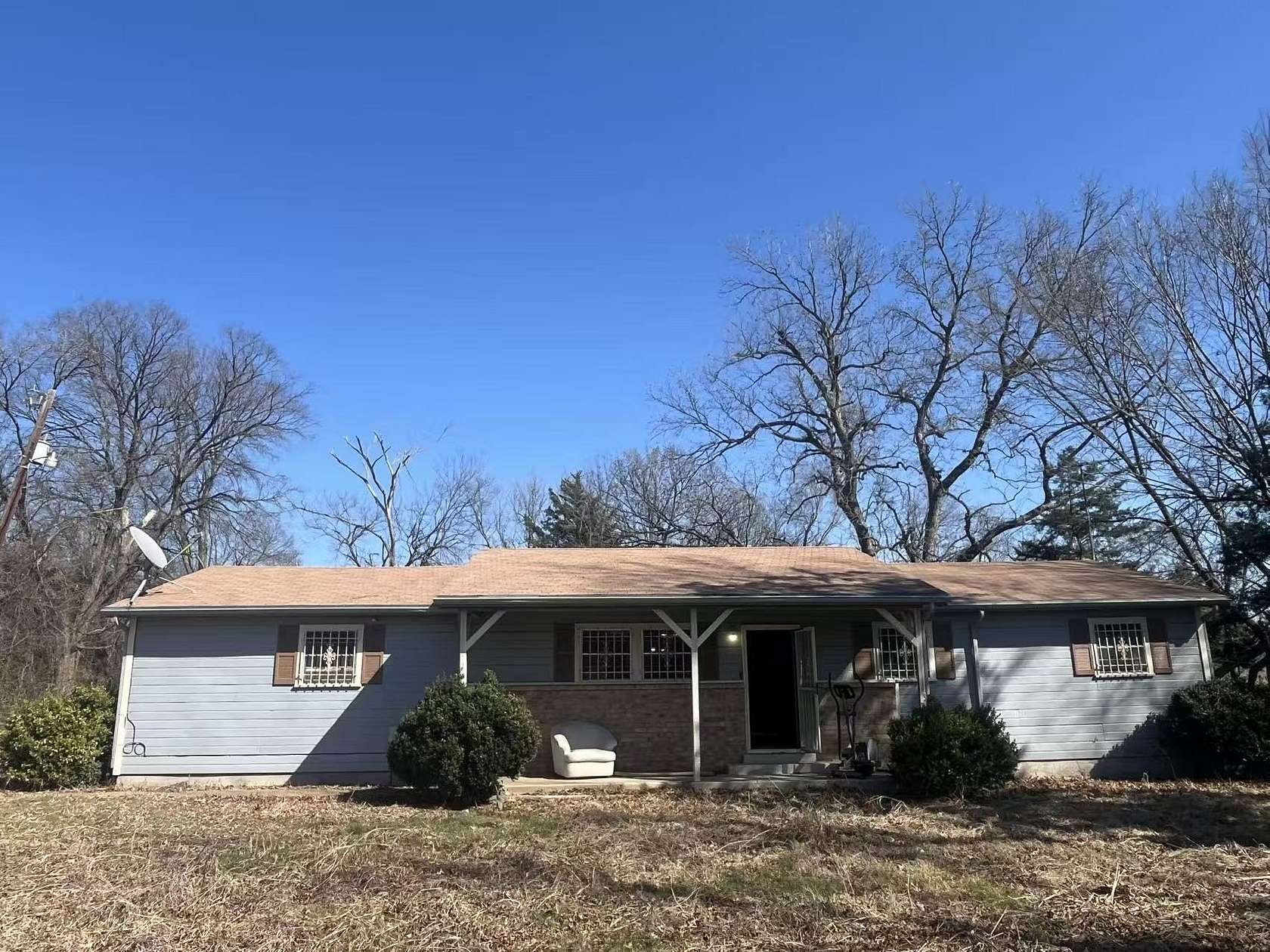 19 Acres of Land with Home for Sale in Farmersville, Texas
