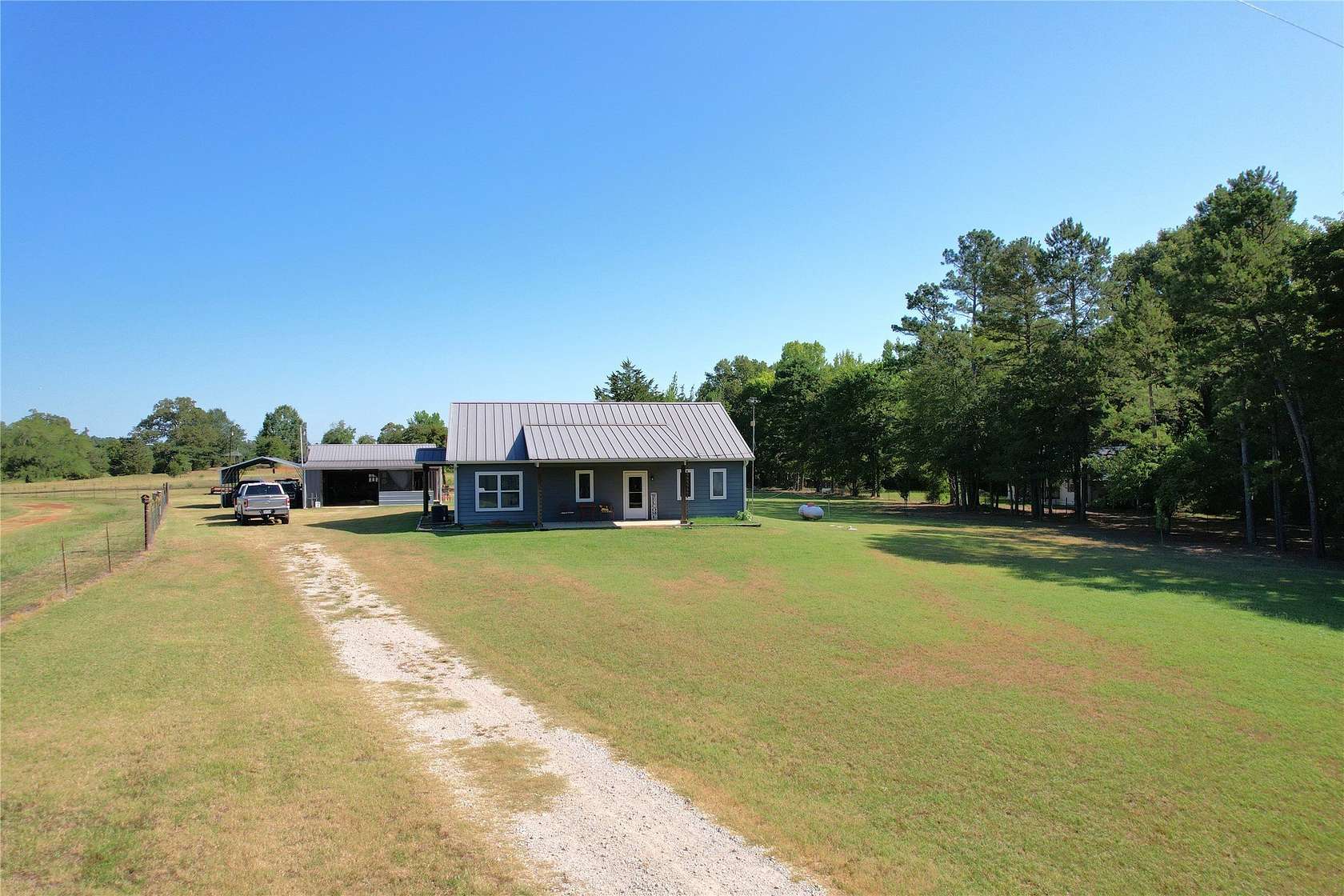 2.5 Acres of Land with Home for Sale in Hawkins, Texas