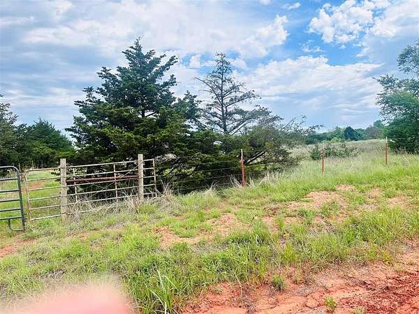 7.5 Acres of Land for Sale in Luther, Oklahoma