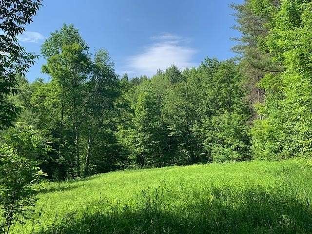 5 Acres of Residential Land for Sale in Hartland, Vermont