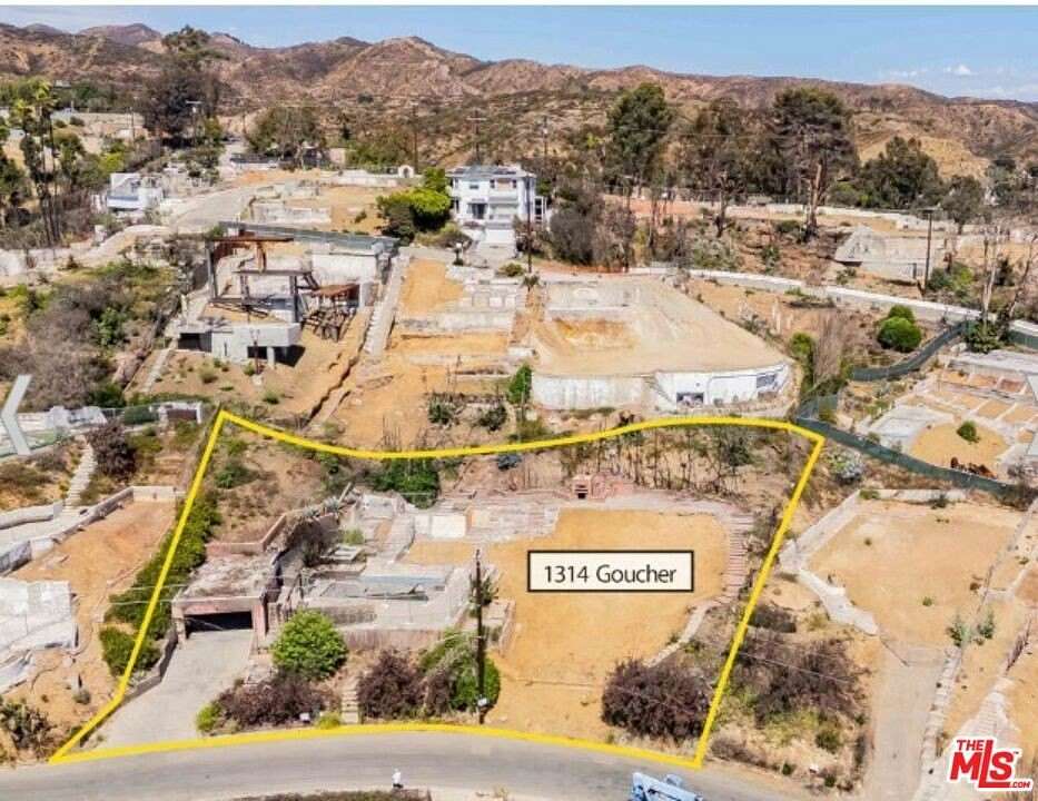 0.42 Acres of Residential Land for Sale in Pacific Palisades, California
